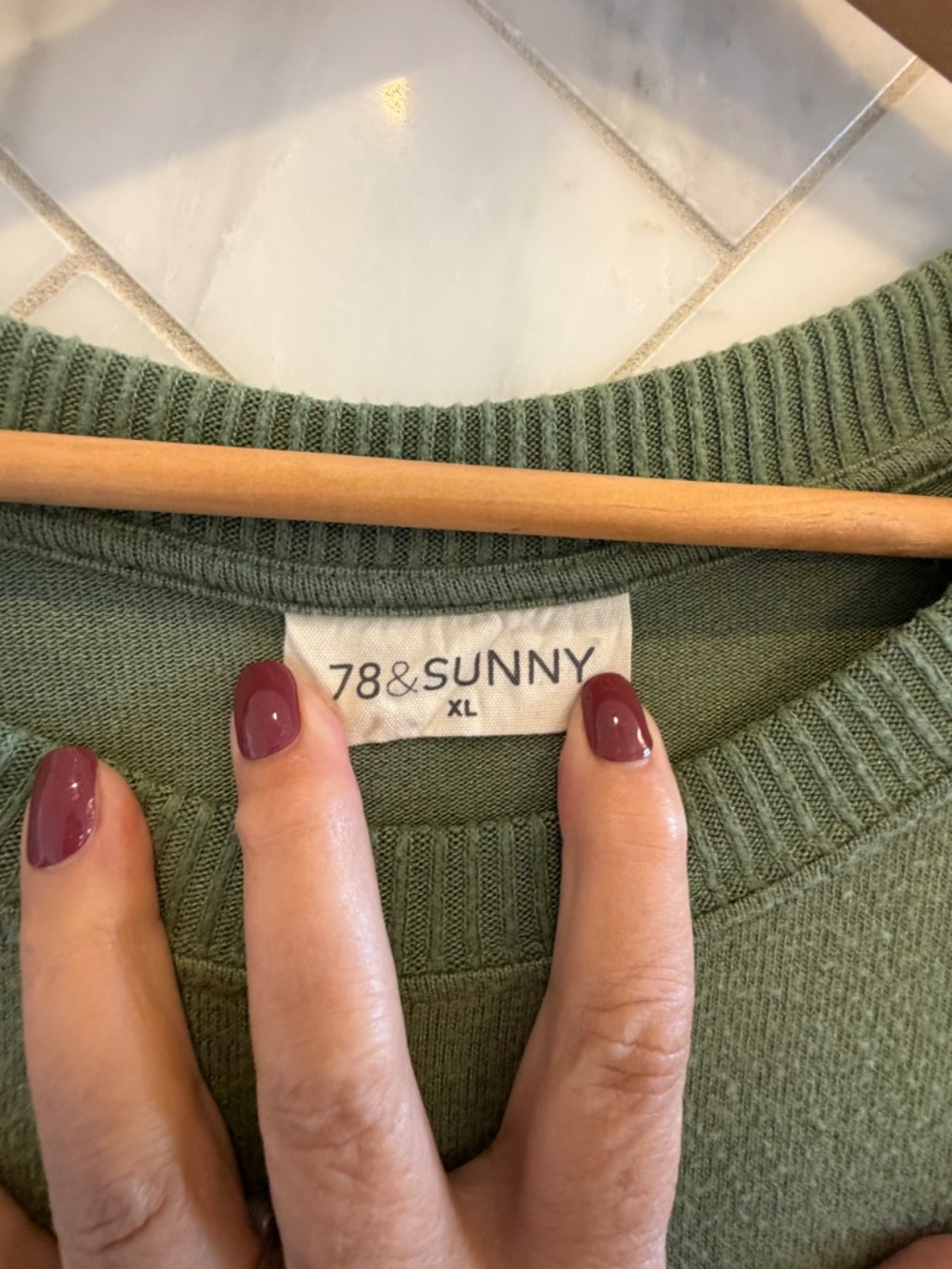 Sweater-Thankful - Picture 3 of 3